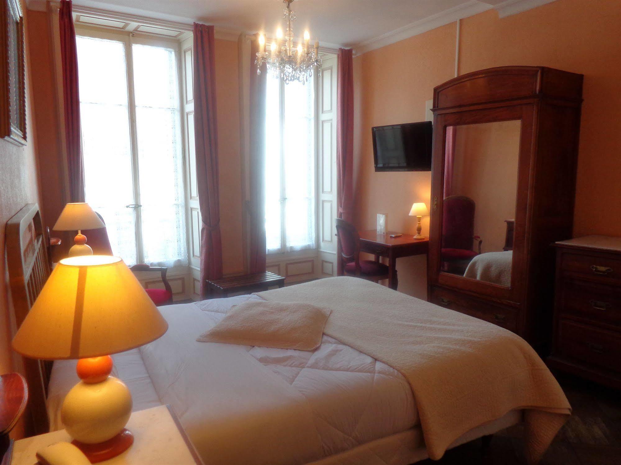 Hotel Continental Εβιάν-λε-Μπαιν Εξωτερικό φωτογραφία